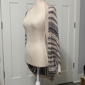 Open low sleeve jacket